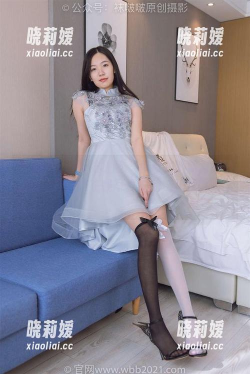 BoBoSocks袜啵啵-涵涵 BoBoSocks袜啵啵 - 看看涵涵如何把普通运动鞋变成在线写真中的‘跑步时尚’!