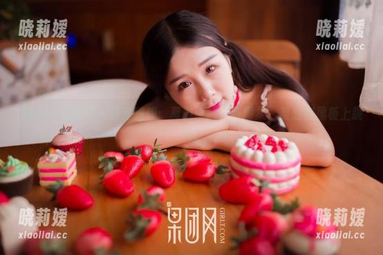 GIRLT果团网-莫雅淇 GIRLT果团网 - 教室随想:莫雅淇的定制图集,灵感在黑板上跳舞