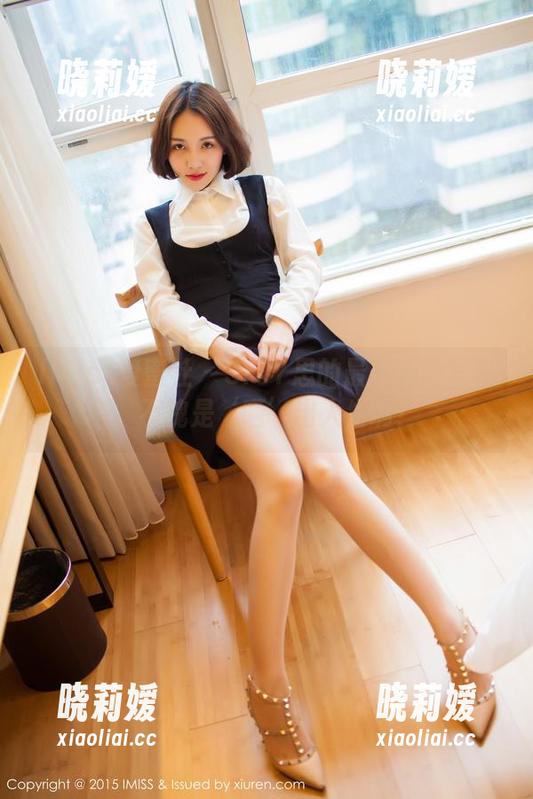 IMiss爱蜜社 - SISY思的最新海边写真，不愧是‘晒’出人生啊！
