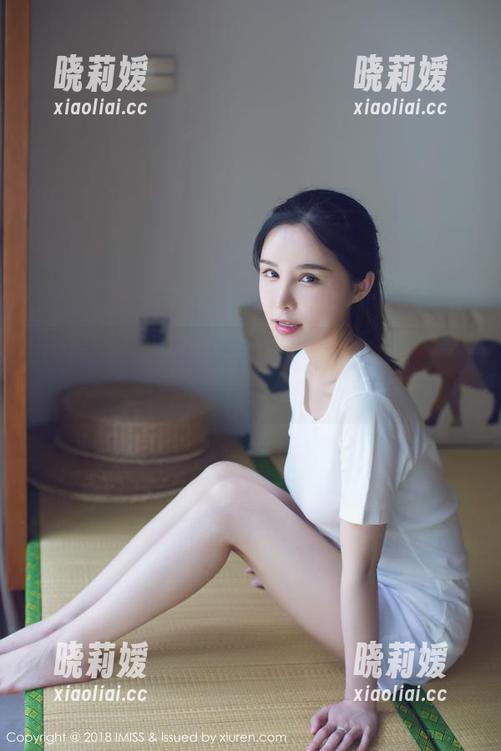 IMiss爱蜜社-SOLO-尹菲 IMiss爱蜜社 - 曾以为油亮是新款灯光,才发现是SOLO-尹菲的写真!