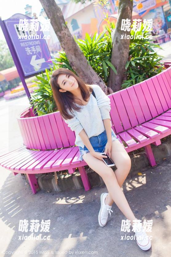 IMiss爱蜜社 - 李李七七喜喜校园私房合集大揭秘，谁能想到书本旁边还藏着这些“意外”的风景？