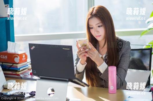 IMiss爱蜜社-果儿Victoria IMiss爱蜜社 - 一头双马尾,果儿Victoria的原图分享:你看到了吗?