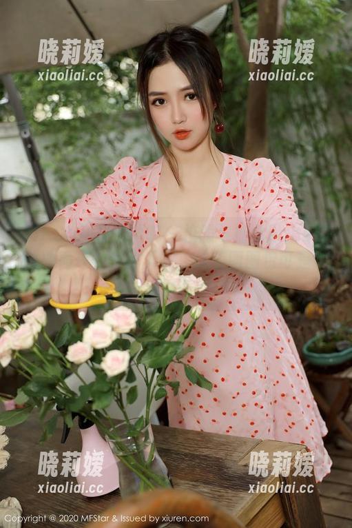 MFStar模范学院 - 校服与加朵babe的单曲循环，我的天啊，这美图图包可是个无底洞！