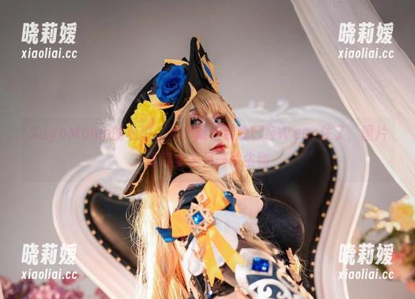 SayoMomo SayoMomo的私拍,这个新年装我已经Wear住了,图片里完全是另一种生物