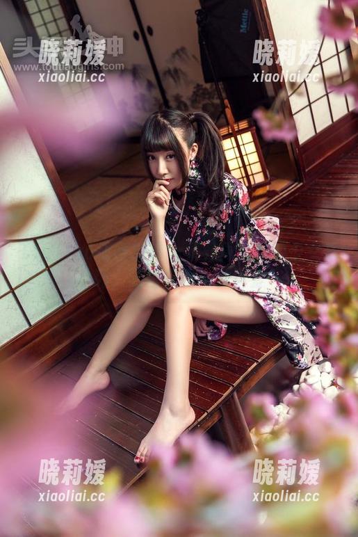 TouTiao头条女神-周思超 TouTiao头条女神 - 集齐周思超的少女系列,走错只是一种误会