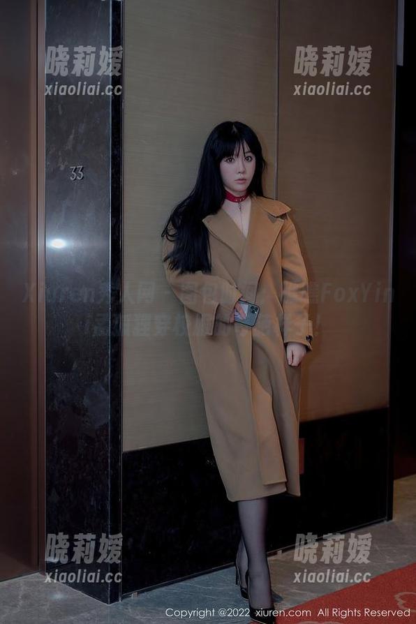 Xiuren秀人网-FoxYini孟狐狸 Xiuren秀人网 - 图包时间:瞧瞧FoxYini孟狐狸穿校服的奇葩样子!