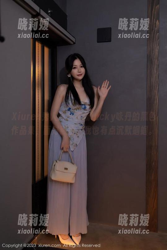 Xiuren秀人网-lucky咏丹 Xiuren秀人网 - 更新lucky咏丹的黑色作品集,面对黑色,我也有点沉默蝈蝈。