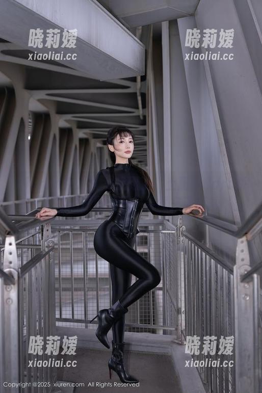 Xiuren秀人网 - 找到了！土肥圆Caro版女孩的原图资源，果然充满惊喜