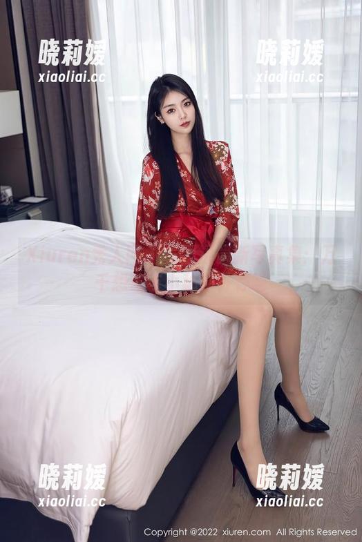 Xiuren秀人网-小逗逗 Xiuren秀人网 - 小逗逗最新写真集:万千想象与小秘密并存啊