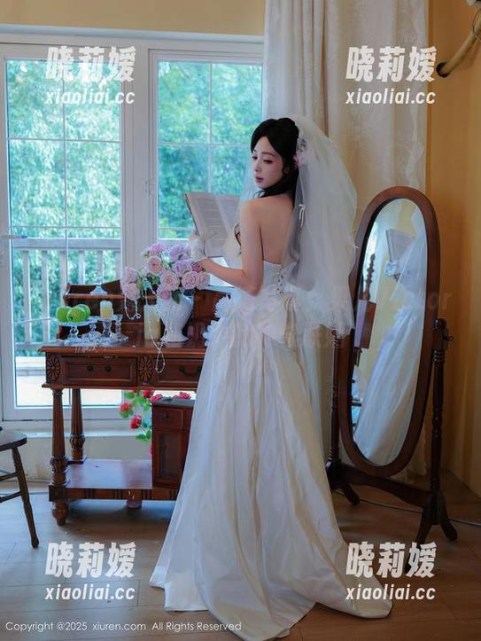 Xiuren秀人网-果儿Victoria Xiuren秀人网 - 高清写真:果儿Victoria和奶牛的神奇联姻