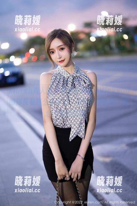 Xiuren秀人网-陈念灵Vickyao Xiuren秀人网 - 你知道陈念灵Vickyao的脚竟有这么多姿态?最新美脚合集,适合闲聊时翻翻。
