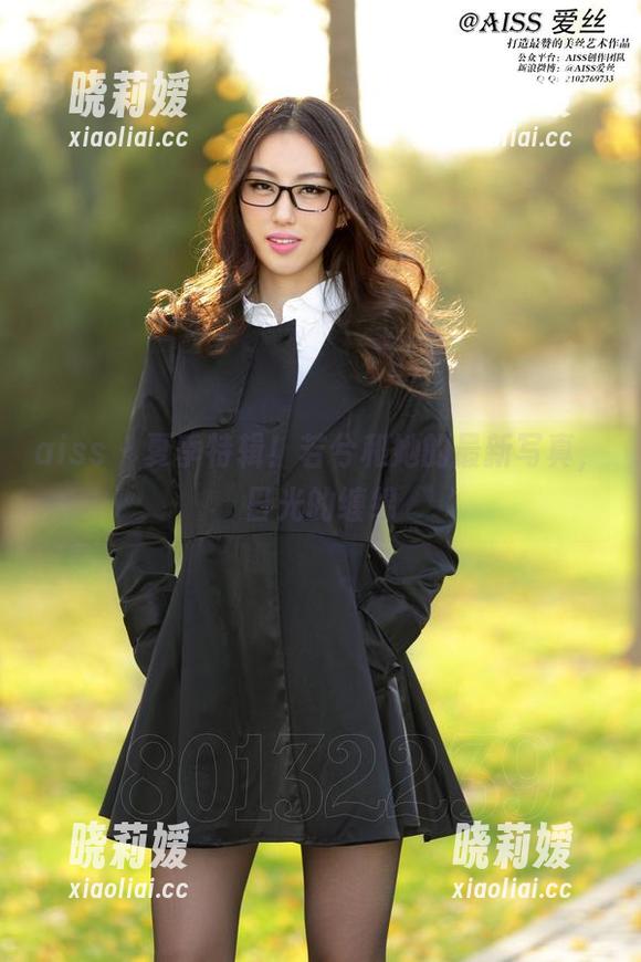 aiss-若兮 aiss - 夏季特辑!若兮和她的最新写真,日光的缠绵