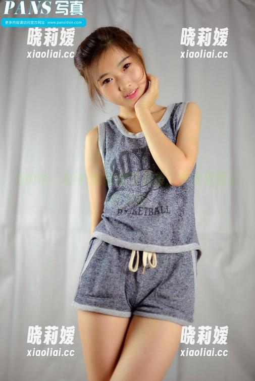 pans-kiki pans - Kiki的校服写真集:书本和裙子的交锋