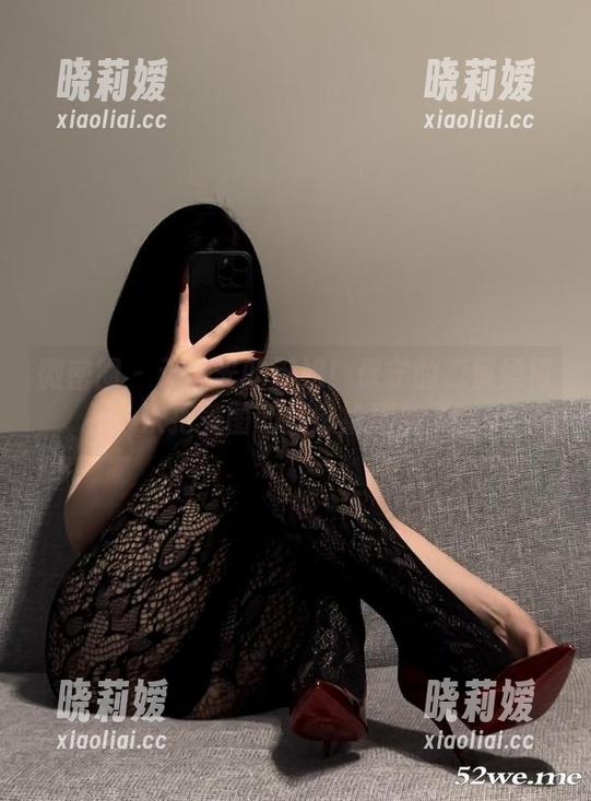 保守的二舅妈 微密圈 - 无圣光的御姐!保守的二舅妈再一次把美图的概念给刷新了。