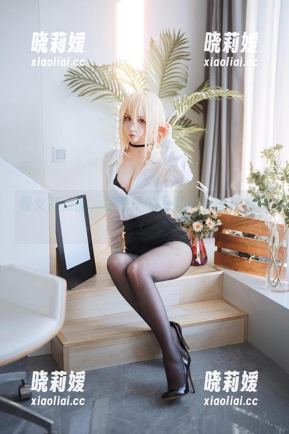 修女有点酷，凉凉子的写真让人轻松愉悦！