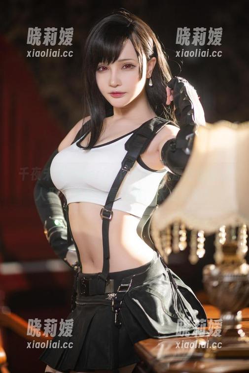 千夜未来的Seraphine——原图也能让人忍不住想多看几眼，太过瘾啦！