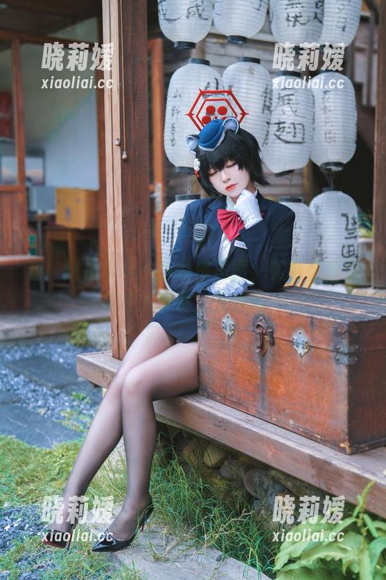 半半子 看!这是半半子的私房美图,美腿召唤你关注的节奏,没错的!
