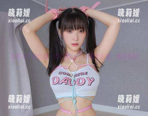 无圣光下的优雅，姜仁卿(강인경)黑丝套图，快来围观