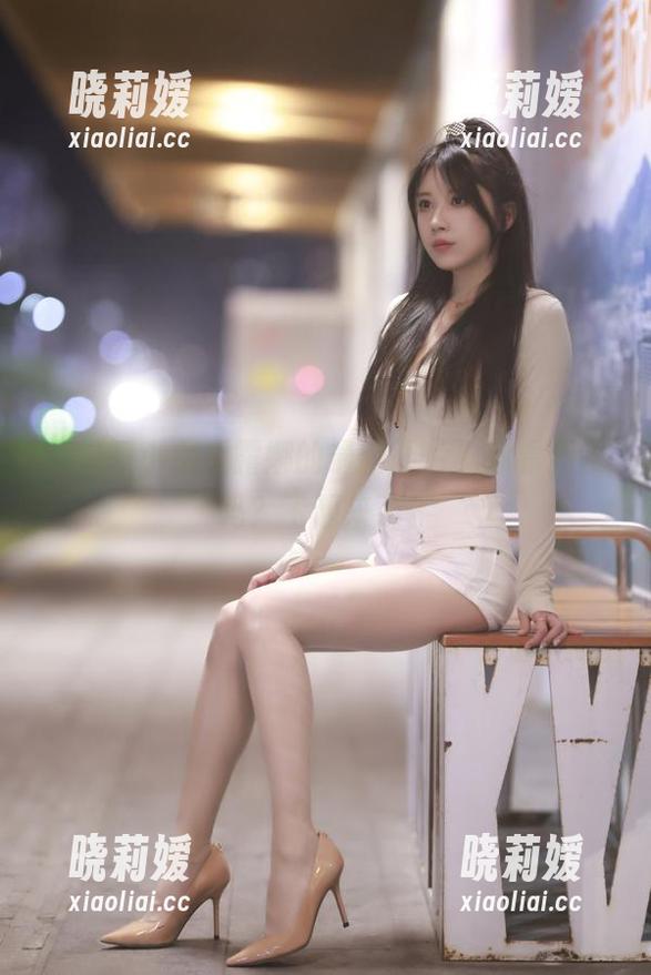 深航，小女巫露娜的最新图片，你看到了吗？飞起来了？