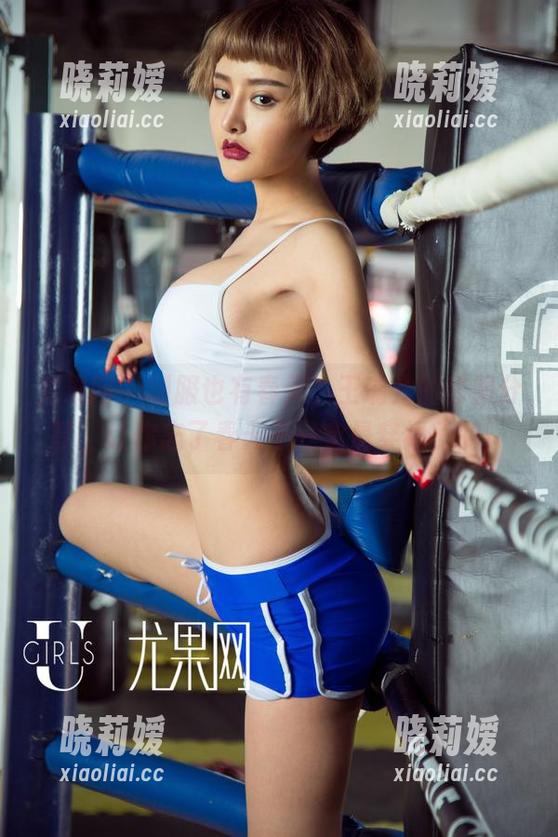 尤果网-王瑞儿 尤果网 - 制服也有春天,王瑞儿的套图分享,让你忘了春天不一定是穿裙子的!