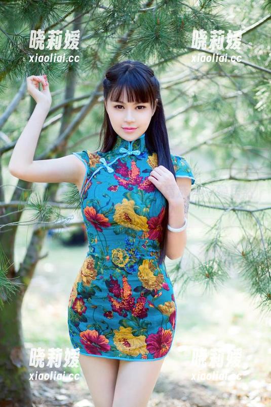 推女郎-星辰 推女郎 - 星辰的白丝套图精选——她居然还把袜子当星星!?