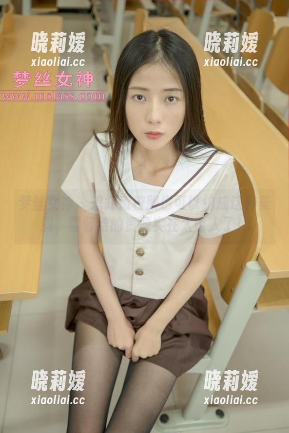 梦丝女神-雪馨 梦丝女神 - 想知道校服也可以拍成这种美图,雪馨给的资源实在太诱人了!