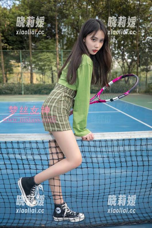 梦丝女神-香萱 梦丝女神 - 香萱的校服写真:原图看久了,心中不禁泛起一丝怀旧