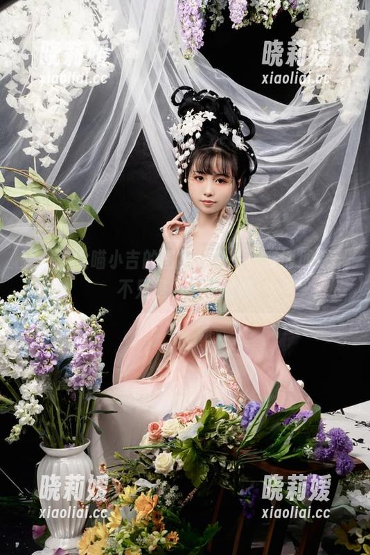 爆机少女喵小吉 爆机少女喵小吉的图集分享——赛博朋克,不只是色彩的堆砌