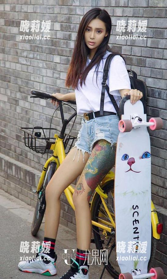 爱尤物-徐莉芝Booty 爱尤物 - 徐莉芝Booty的图包,户外写真里的每一张都在说话!