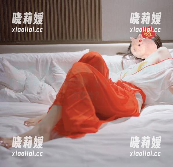 禅院熏 微密圈 - 禅院熏的审美有多奇特呢?原图中的奶牛放飞了我的想象,分享给你也来猜猜它在想啥?