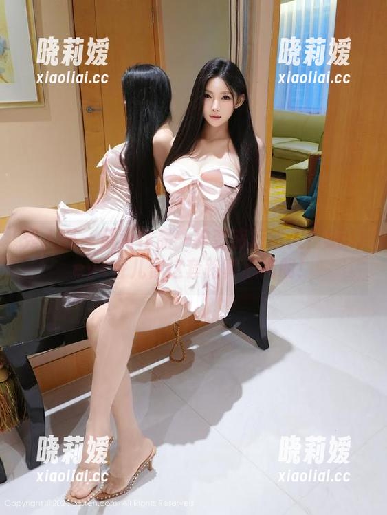 秀人网 - 最新作品一秒变旅行达人？Baileys香儿你这套路真心高明！