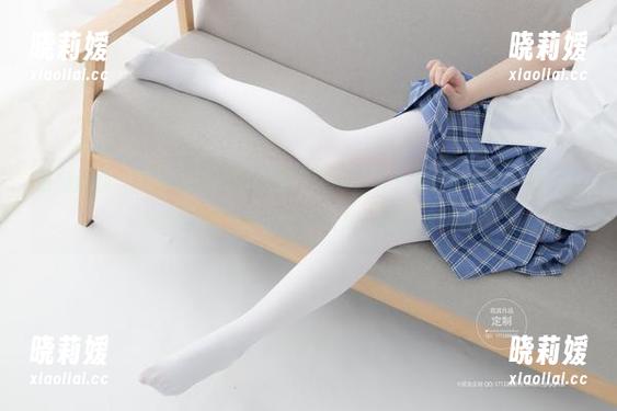紧急企划-奶糖 紧急企划 - 我不是故意的,但“奶糖”这个名就很有趣,结合双人定制写真,怎么看都带点小俏皮的意味?
