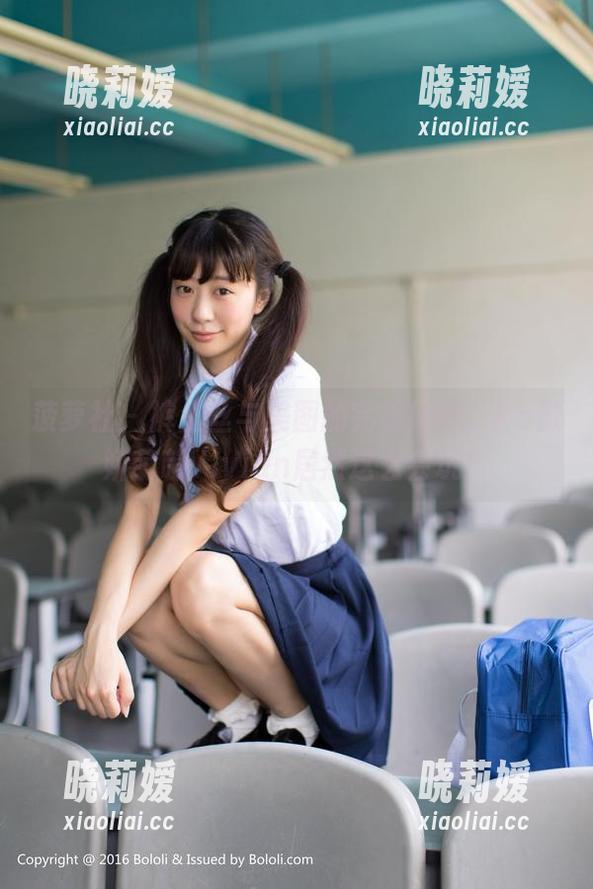 菠萝社-K8傲娇萌萌Vivian 菠萝社 - 裤里丝与美图的完美结合,K8傲娇萌萌Vivian居然这么会玩!
