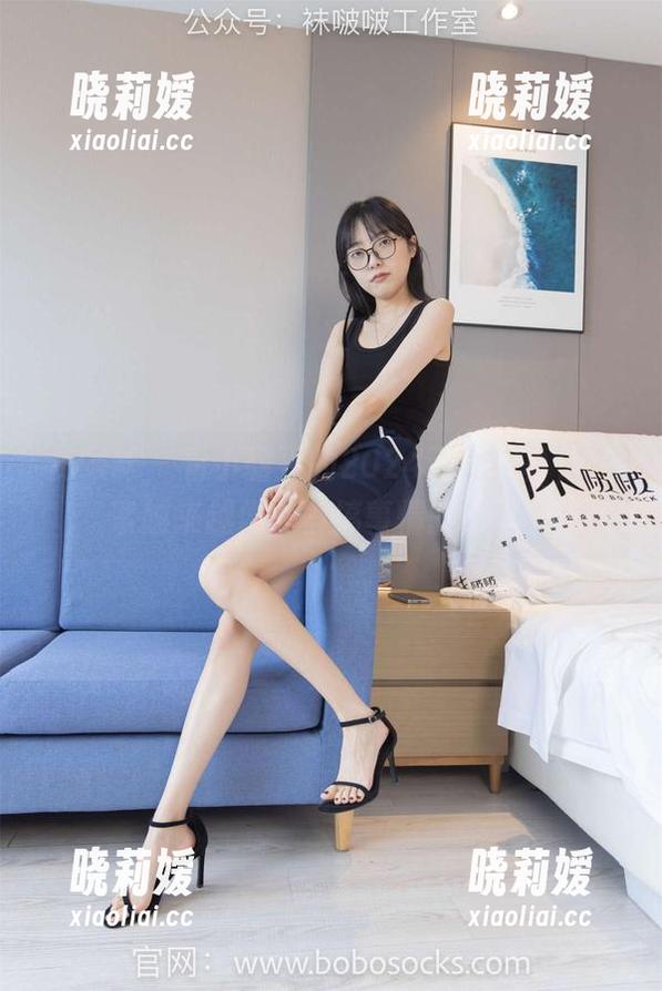 袜啵啵-小甜豆 袜啵啵 - 看小甜豆的2024元旦写真,花絮越来越像一群搞事情的小可爱