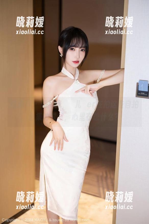 语画界-玥儿玥er 语画界 - 想问问,玥儿玥er在拍这些自拍合集的时候,心里在想什么?