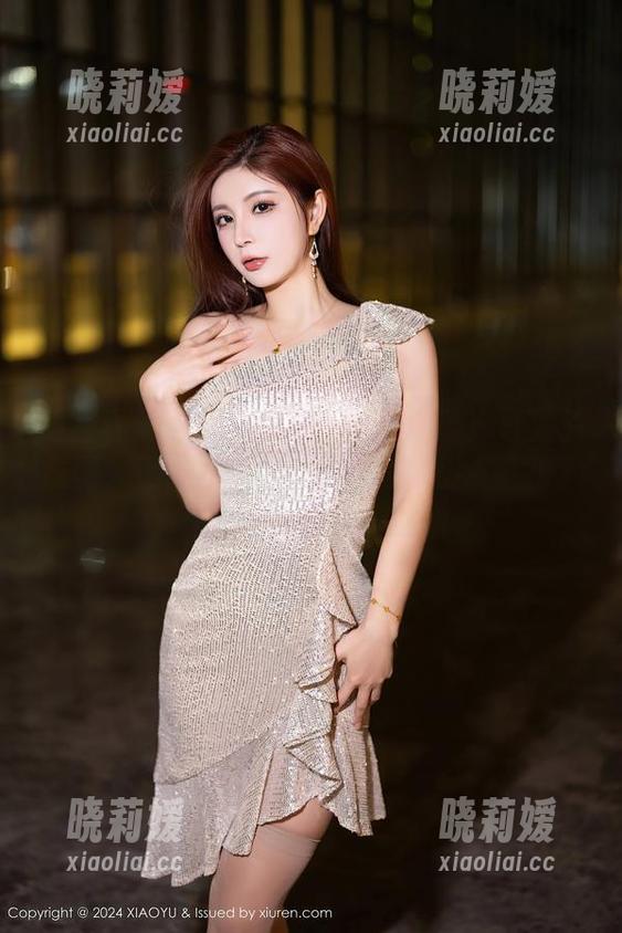 语画界-言沫 语画界 - 点赞言沫的眼镜ol制服!看到了原图,我开始想象她的办公室那点事儿了。
