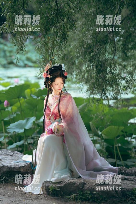 雯妹不讲道理 爱意满满的520图集,雯妹不讲道理更新上线,看完能否挽救你的爱情?
