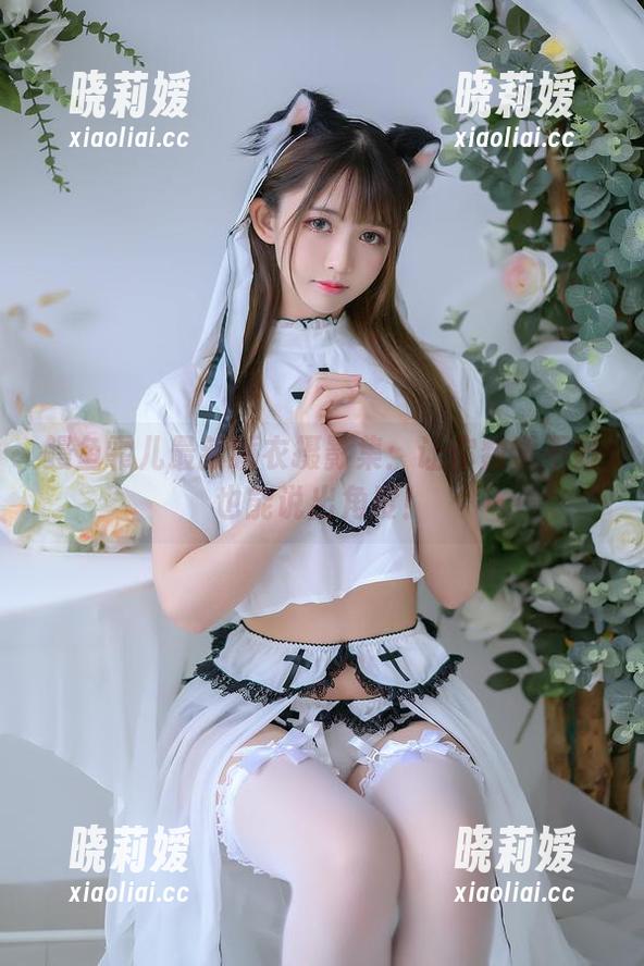 鳗鱼霏儿 鳗鱼霏儿最新睡衣摄影集:让你数学不好也能说出角度!